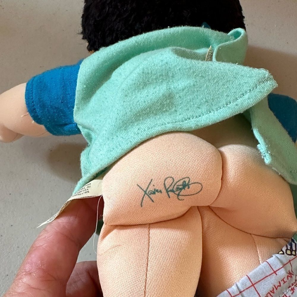Vintage Cabbage Patch Boy Doll - Picture 4 of 6